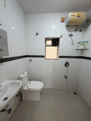 Bathroom in 1 BHK Apartment at Bandra West – for Rent