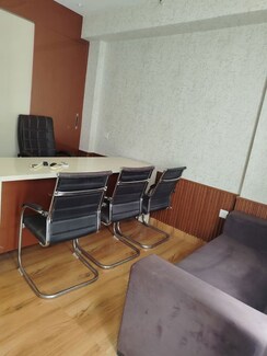 Office Space For Rent in DLF Vibhuti Khand