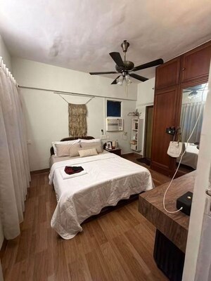 Bedroom in 1 BHK Apartment at Bandra West – for Rent