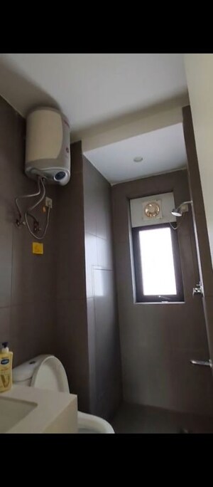 Furnished Amenities in 2 BHK Apartment at Ireo Skyon, Sector 60 – for Rent