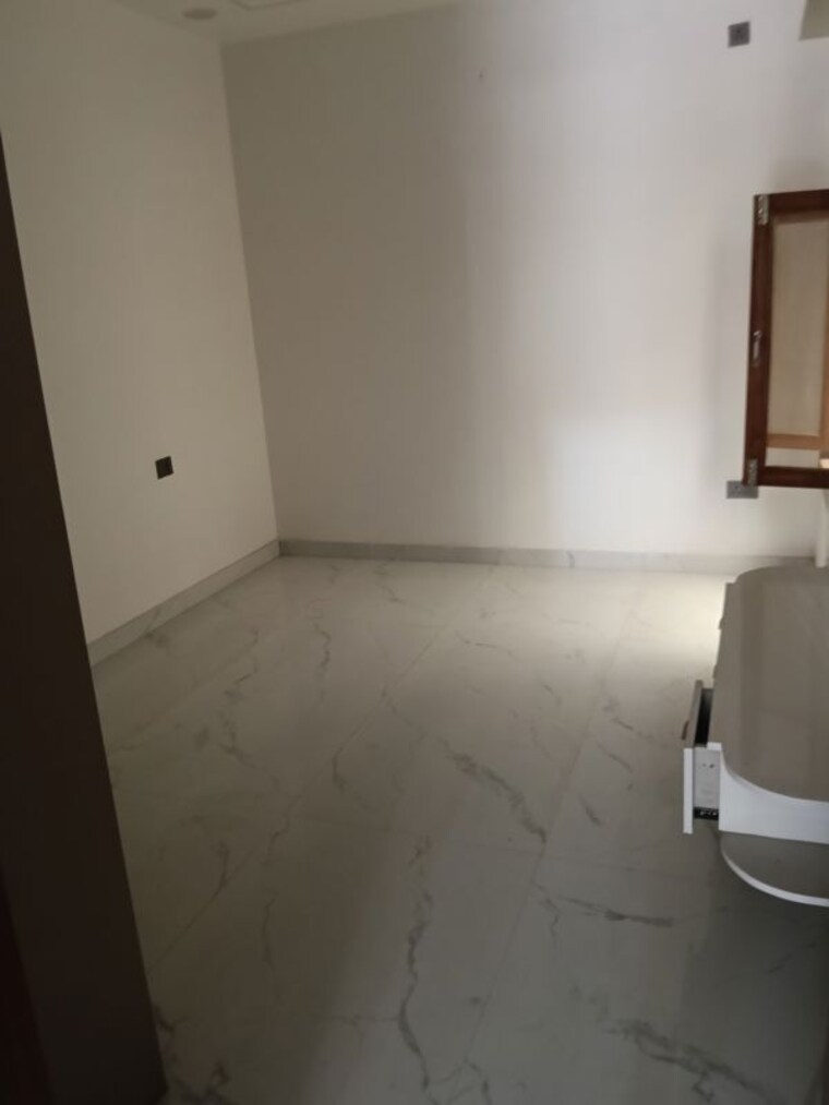 Room, vasundhara sector 15 3 Bedroom 62 Sq.Mt. Independent House In Vasundhara Sector 15 Ghaziabad 10721014