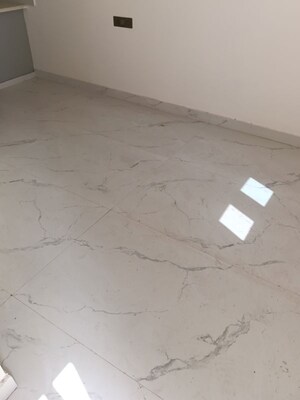 Room in 3 BHK Independent House at Vasundhara Sector 15 – for Sale
