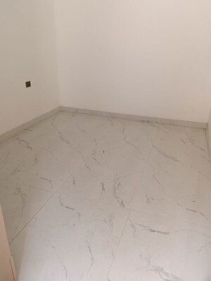 Room in 3 BHK Independent House at Vasundhara Sector 15 – for Sale