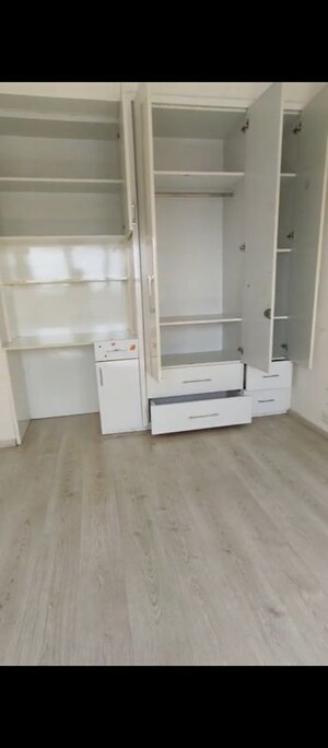 Bathroom in 2 BHK Apartment at Ireo Skyon, Sector 60 – for Rent