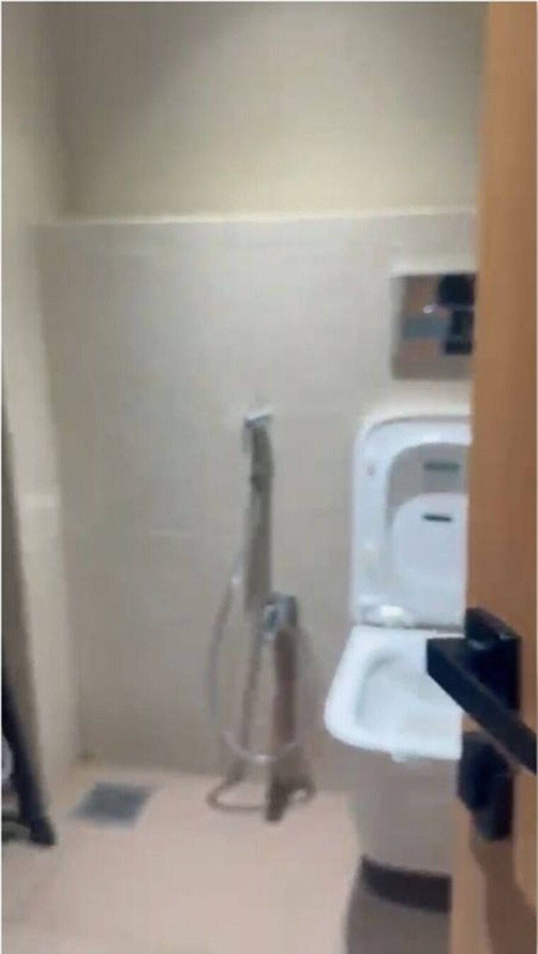 Washroom, chembur Commercial Office Space 786 Sq.Ft. In Chembur Mumbai 10721059