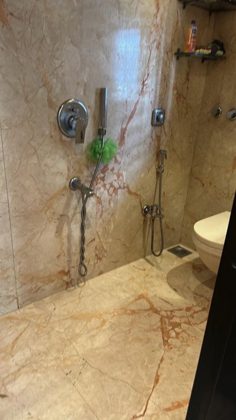 Bathroom, shah-apartment-andheri 2 Bedroom 720 Sq.Ft. Apartment In Andheri East Mumbai 10721068