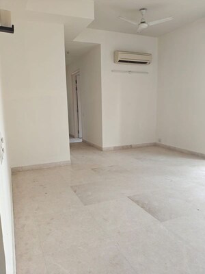 Room in 4 BHK Apartment at Ireo Victory Valley, Sector 67 – for Sale