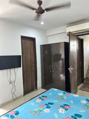 Bedroom in 1 RK Builder Floor at Sushant Lok I – for Rent