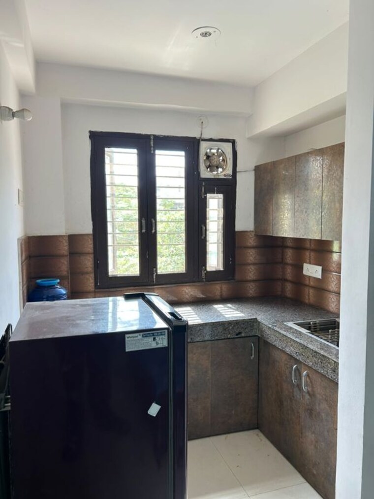 Kitchen, sushant lok i 1 RK 340 Sq.Ft. Builder Floor In Sushant Lok I Gurgaon 10721108