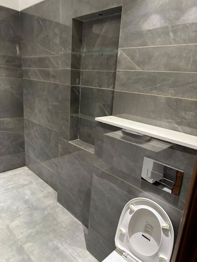Bathroom, sector 6 3 Bedroom 2200 Sq.Ft. Independent House In Sector 6 Panchkula 10721111