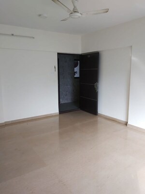 5 BHK Apartment For Rent in Ira Chaya, Khar West