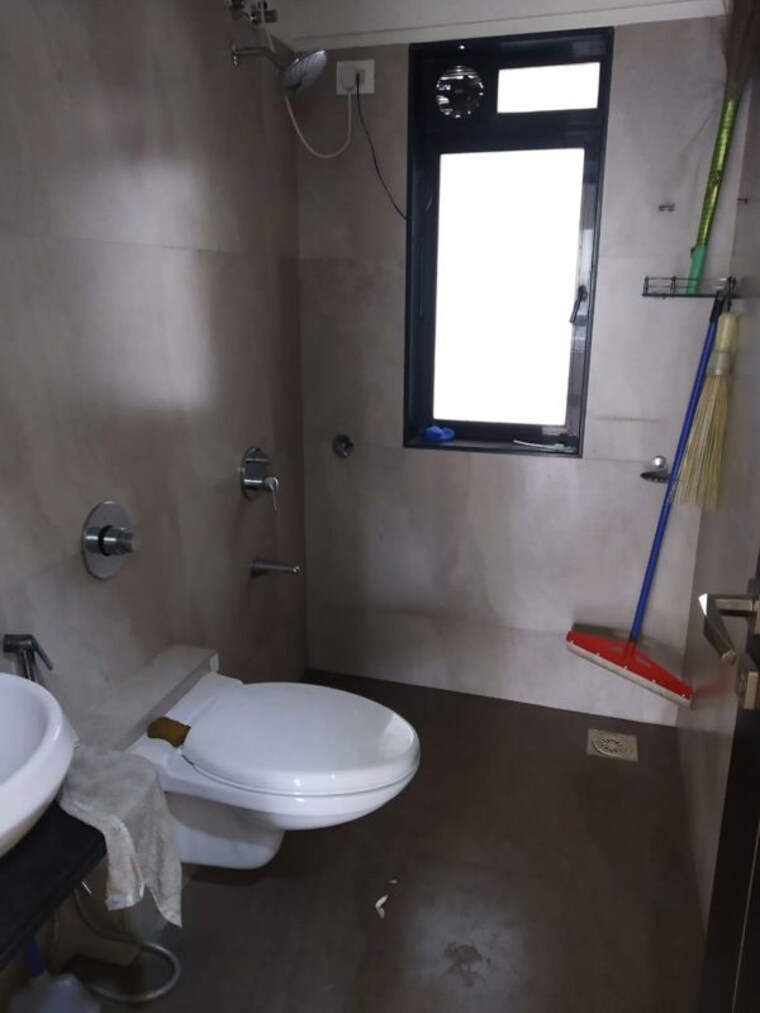 Bathroom, ira-chaya 5 Bedroom 2500 Sq.Ft. Apartment In Khar West Mumbai 10721123