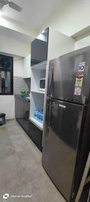 Furnished Amenities in 5 BHK Apartment at Ira Chaya, Khar West – for Rent