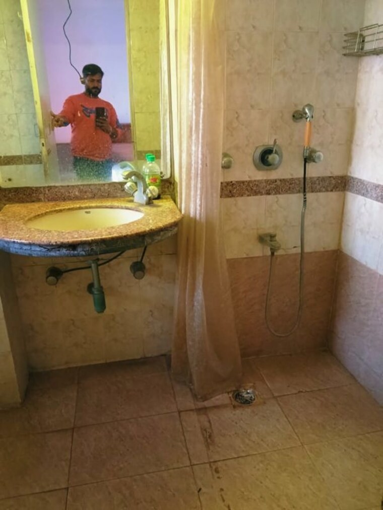 Bathroom, royal-palms 2 Bedroom 842 Sq.Ft. Apartment In Goregaon East Mumbai 10721106