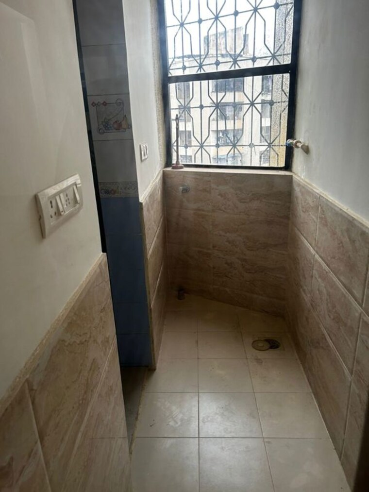 undefined, kharghar sector 4 3 Bedroom 1500 Sq.Ft. Apartment In Kharghar Sector 4 Navi Mumbai 10721104