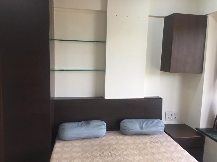 Bathroom, suraj-heights-goregaon 1 Bedroom 450 Sq.Ft. Apartment In Goregaon East Mumbai 10721122