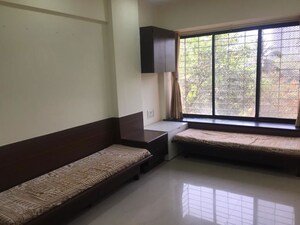 Room in 1 BHK Apartment at Suraj Heights Goregaon, Goregaon East – for Rent