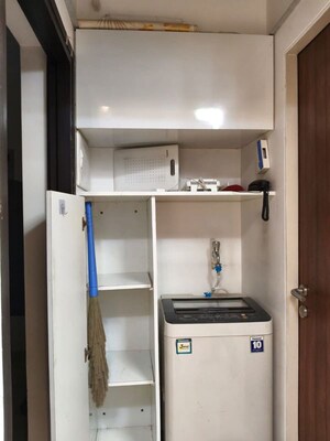 Room in 1 BHK Apartment at Lodha Crown Quality Homes, Majiwada – for Rent