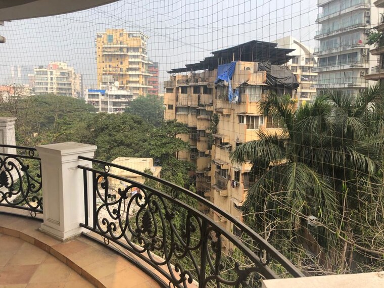 Balcony, hicons-classic 4 Bedroom 2200 Sq.Ft. Apartment In Khar West Mumbai 10721161