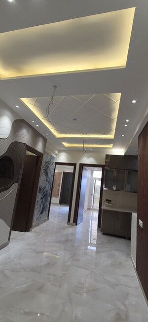 Room in 3 BHK Builder Floor at Sector 1 Greater Noida – for Sale