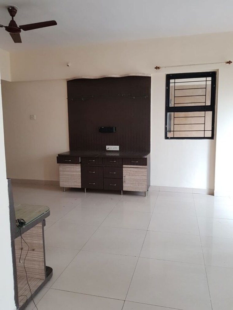 Kitchen, magarpatta-sylvania 2 Bedroom 1200 Sq.Ft. Apartment In Hadapsar Pune 10721202