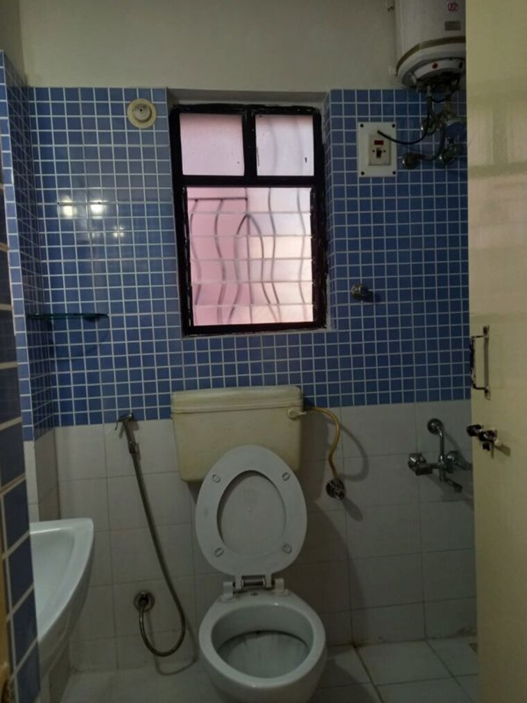 Bathroom, raviraj-citadel 2 Bedroom 1200 Sq.Ft. Apartment In Bt Kawade Road Pune 10721205