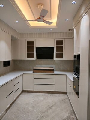 Kitchen in 4 BHK Builder Floor at BPTP Astaire Gardens, Sector 70a – for Sale