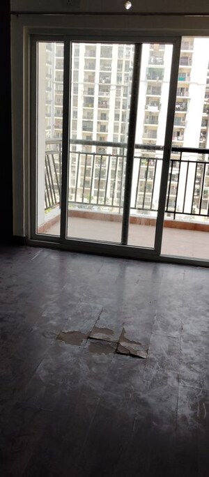 3 BHK Apartment For Sale in Amrapali Silicon City, Sector 76