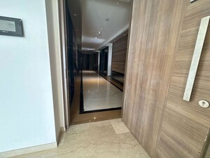  2 BHK Apartment at Lodha The Park, Worli – for Sale