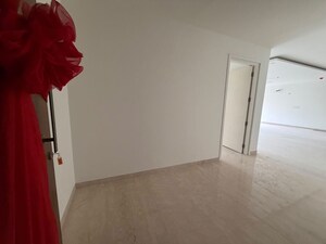 Room in 3 BHK Apartment at K Raheja Corp Vivarea, Koramangala – for Rent