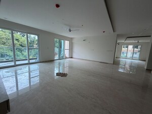 Room in 3 BHK Apartment at K Raheja Corp Vivarea, Koramangala – for Rent