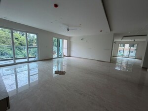 Room in 3 BHK Apartment at K Raheja Corp Vivarea, Koramangala – for Rent
