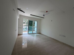 Room in 3 BHK Apartment at K Raheja Corp Vivarea, Koramangala – for Rent