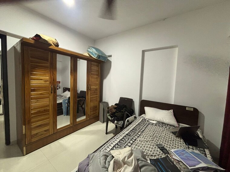 Bedroom, sai-baba-complex-goregaon 2 Bedroom 850 Sq.Ft. Apartment In Goregaon East Mumbai 10721303
