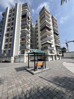 2 BHK +Apartment For Sale in Ratan Khand
