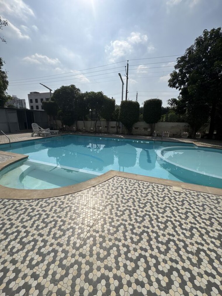 Swimming Pool, ratan khand 2 Bedroom 1300 Sq.Ft. Apartment In Ratan Khand Lucknow 10721319