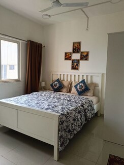 1 BHK Apartment For Rent in Omkar Signet