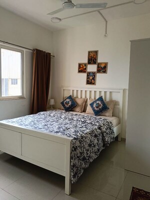 1 BHK Apartment For Rent in Omkar Signet, Malad East