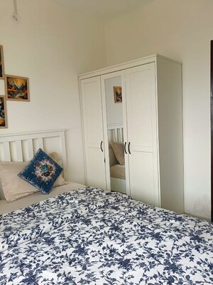 Bedroom in 1 BHK Apartment at Omkar Signet, Malad East – for Rent
