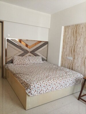 Bedroom in 3 BHK Apartment at Kohinoor Viva City, Dhanori – for Rent