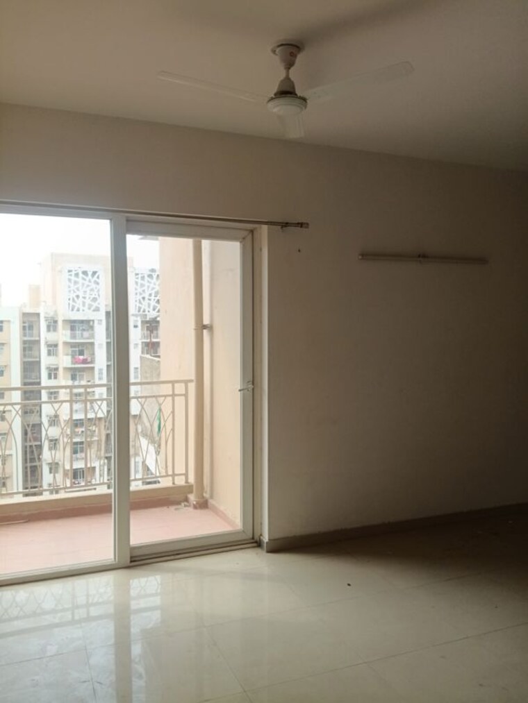 Living Room, mahagun-my-woods 2.5 Bedroom 1190 Sq.Ft. Apartment In Sector 16c Greater Noida Greater Noida 10705021