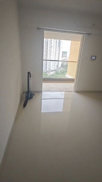 2 BHK +  742 Sq.Ft. Apartment in Kohinoor Zen Estate