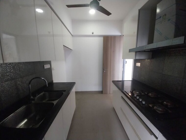 Kitchen, lodha-the-park 2 Bedroom 857 Sq.Ft. Apartment In Worli Mumbai 10721366