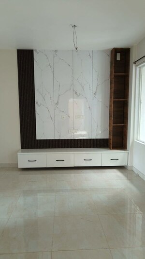 Room in 3 BHK Apartment at Phulnakhara – for Rent