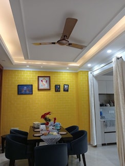 2 BHK +Builder Floor For Rent in Sector 14