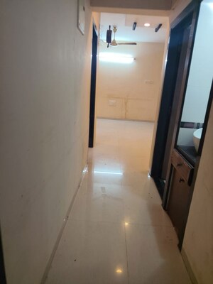  2 BHK Apartment at Evershine Park, Andheri West – for Rent