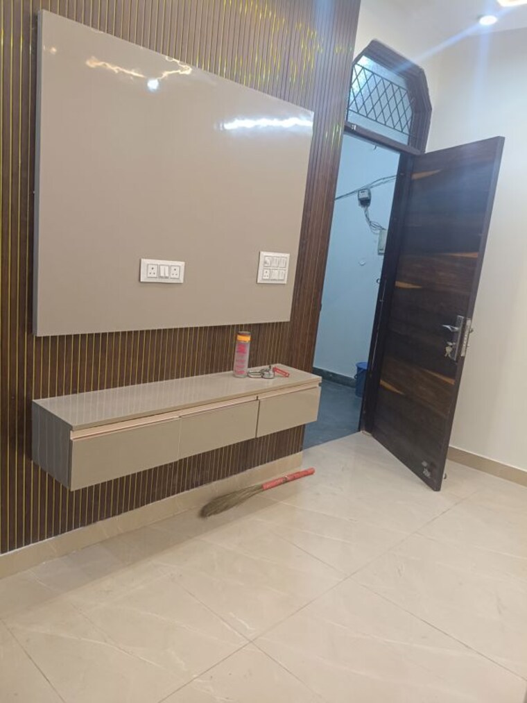 Balcony, new friends colony 6+ Bedroom 477 Sq.Yd. Independent House In New Friends Colony Delhi 10721357