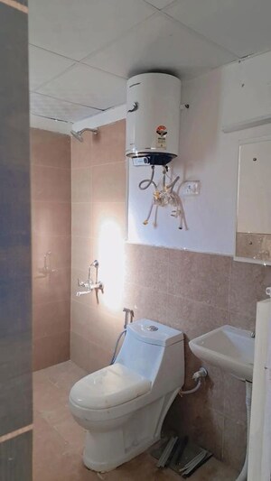 Bathroom in 2 BHK Apartment at Suncity Avenue 76, Sector 76 – for Sale