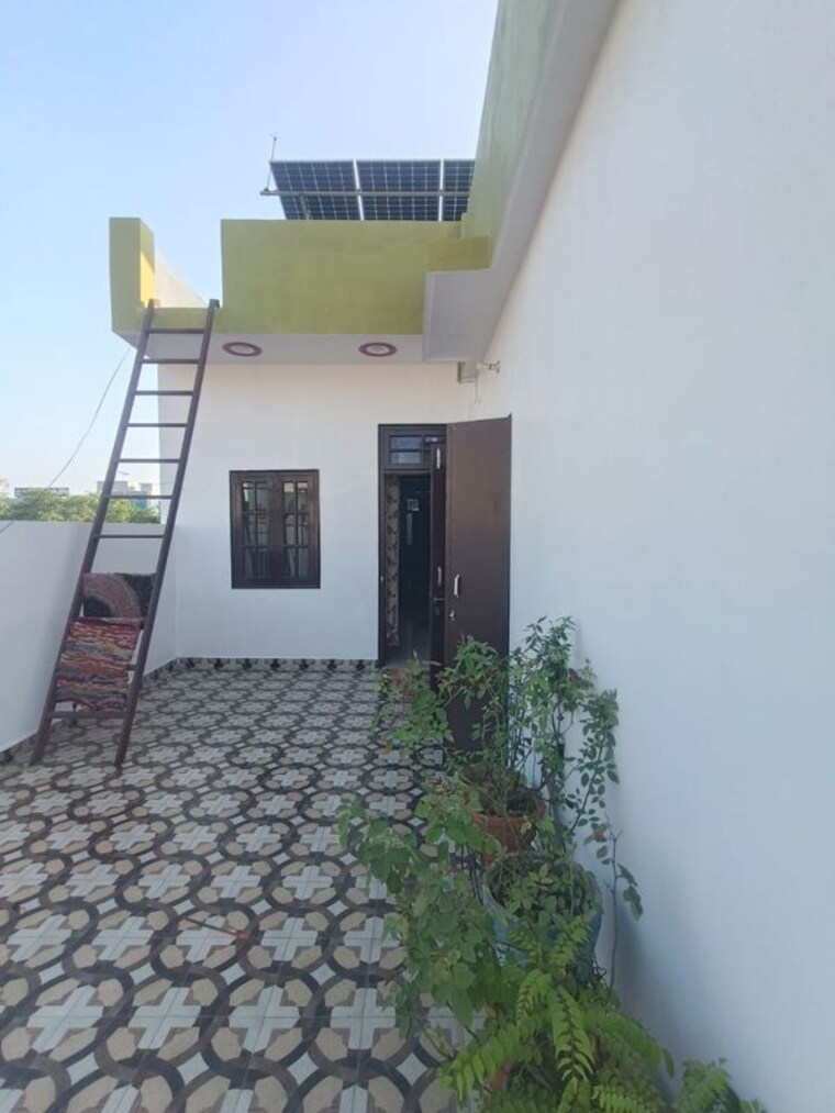 Terrace, vibhav khand 2.5 Bedroom 1250 Sq.Ft. Independent House In Vibhav Khand Lucknow 10721362