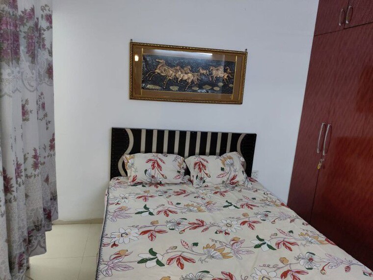 Bedroom, sector 14 2 Bedroom 1096 Sq.Ft. Independent House In Sector 14 Gurgaon 10721417
